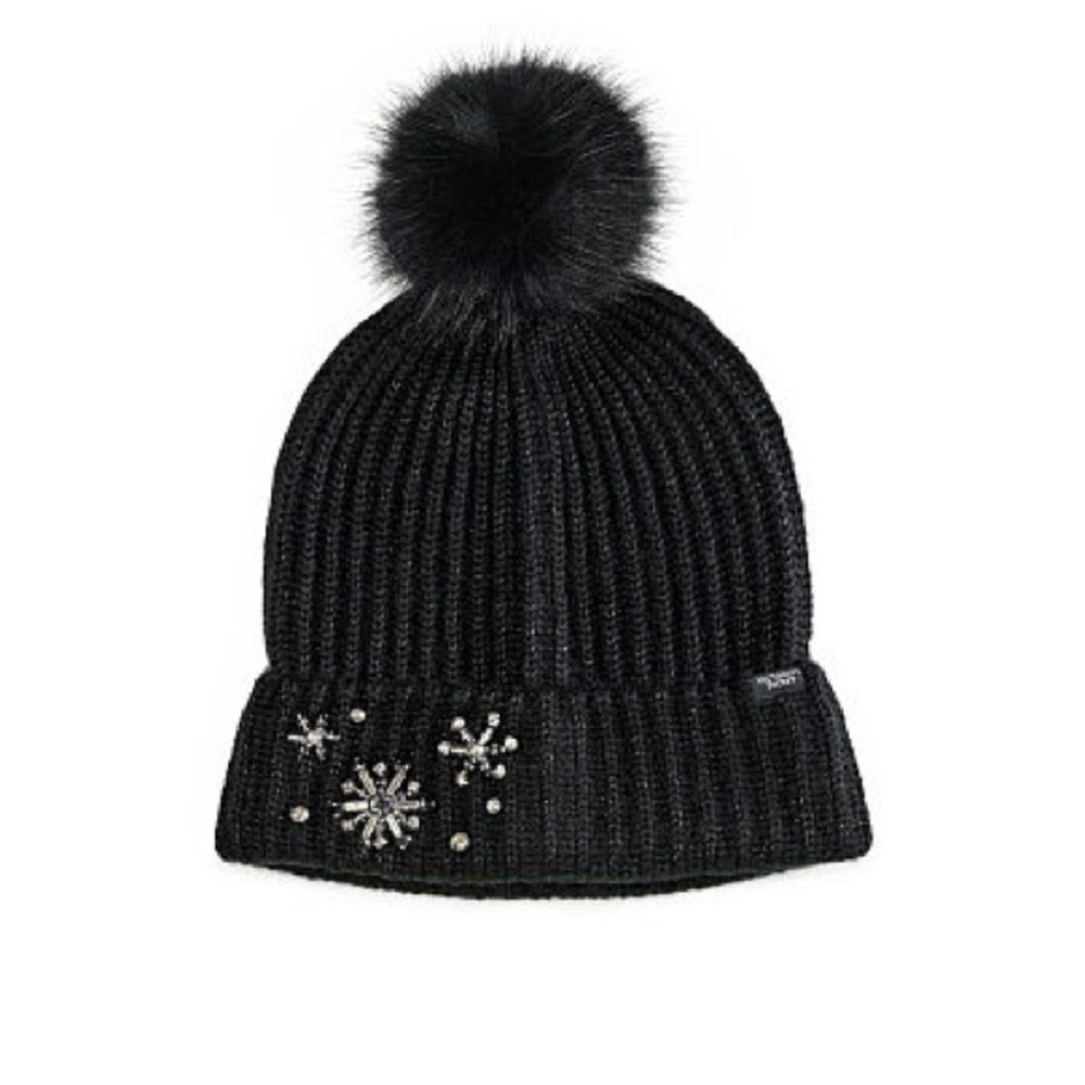 VICTORIA'S SECRET
Sparkle Pom-Pom Hat